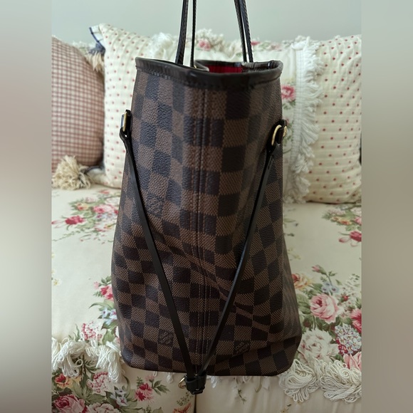 Authentic Louis Vuitton Neverfull GM. - Picture 9 of 16